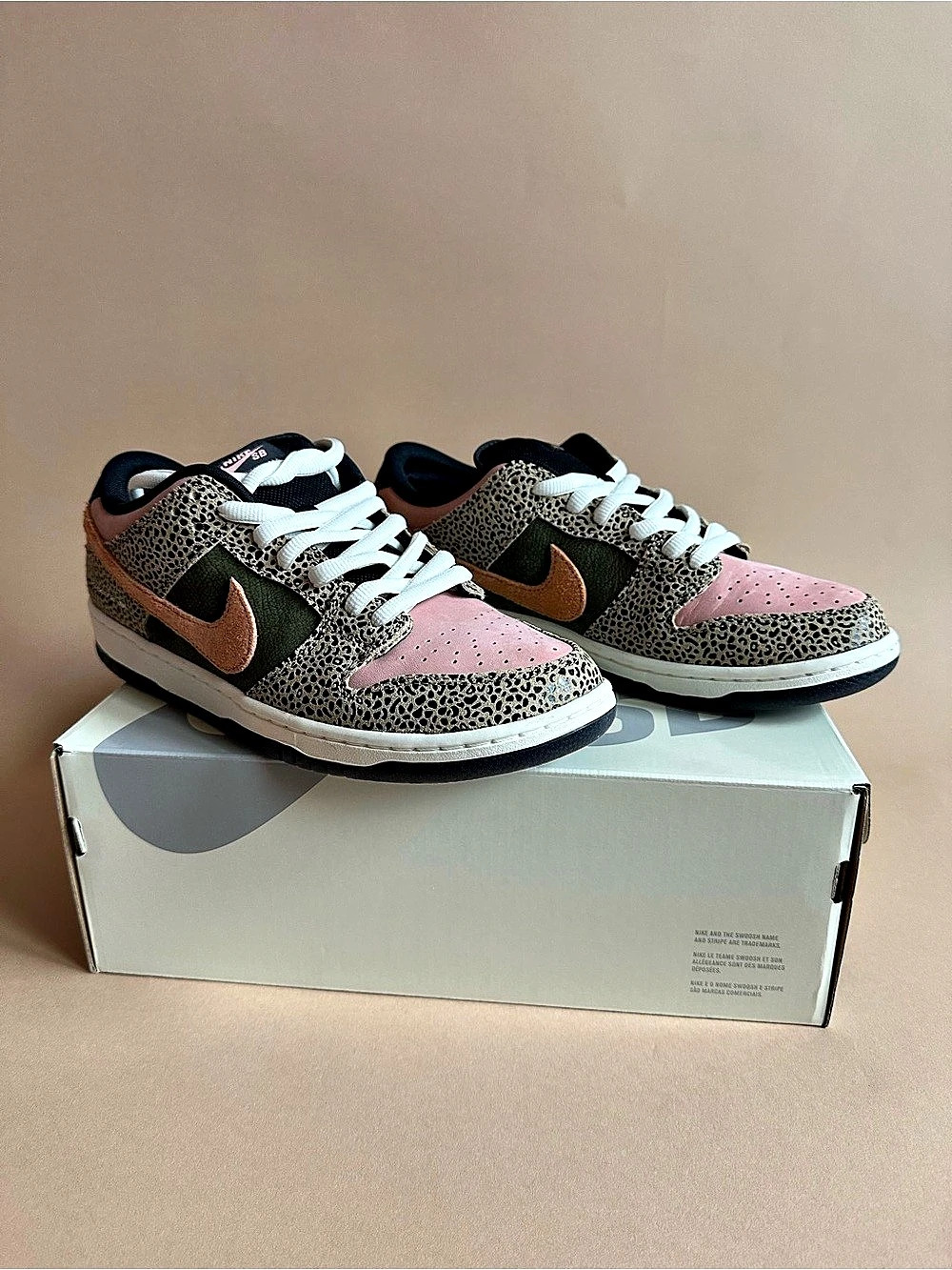 Arts-Rec x Nike SB Dunk Low Pro Safari Pink | Men’s 10.5 Like New OG Box EUC